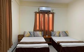 Llaguno City Inn