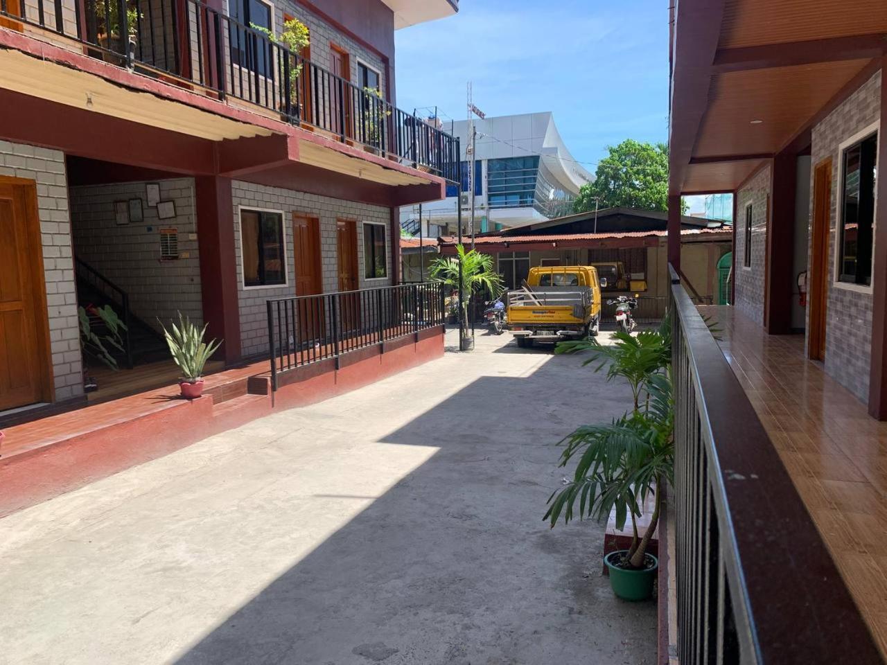 Llaguno City Inn General Santos City Esterno foto